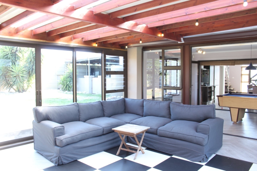 4 Bedroom Property for Sale in Rouxville Western Cape